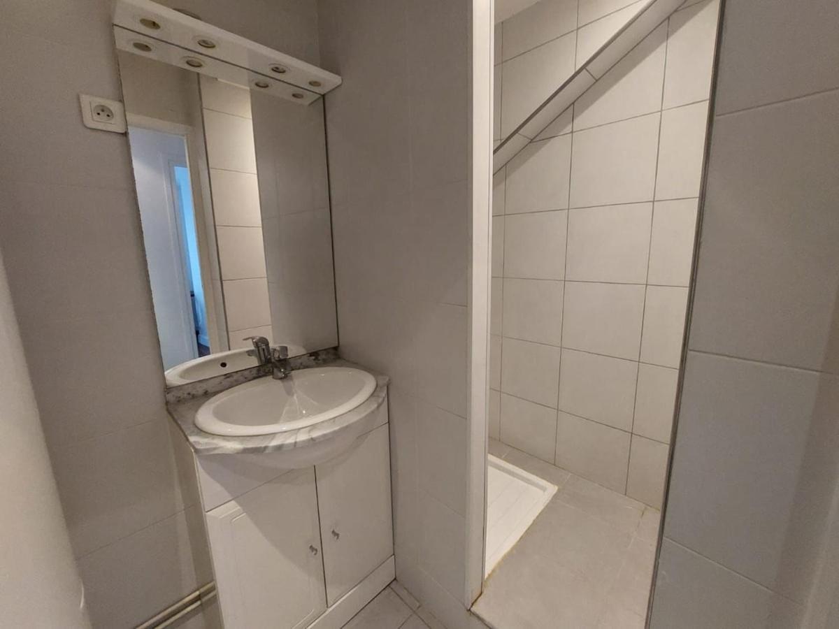 Superb Cozy & Spacious - 12th *